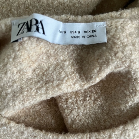 Zara Set - Picture 4 of 4